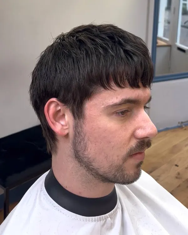 Textured fringe crop with a mid taper